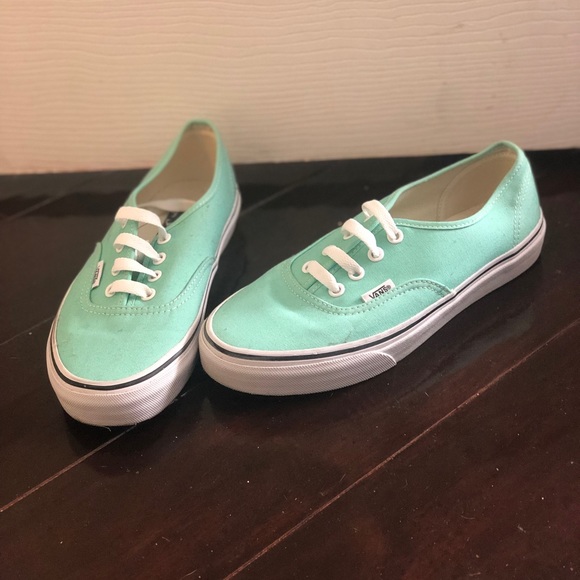 Light blue vans - Picture 1 of 4
